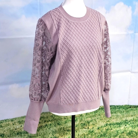 CALIGRAPHIE | BUTTER SOFT LACE PUFF SLEEVE KNIT SWEATER - Picture 8 of 16
